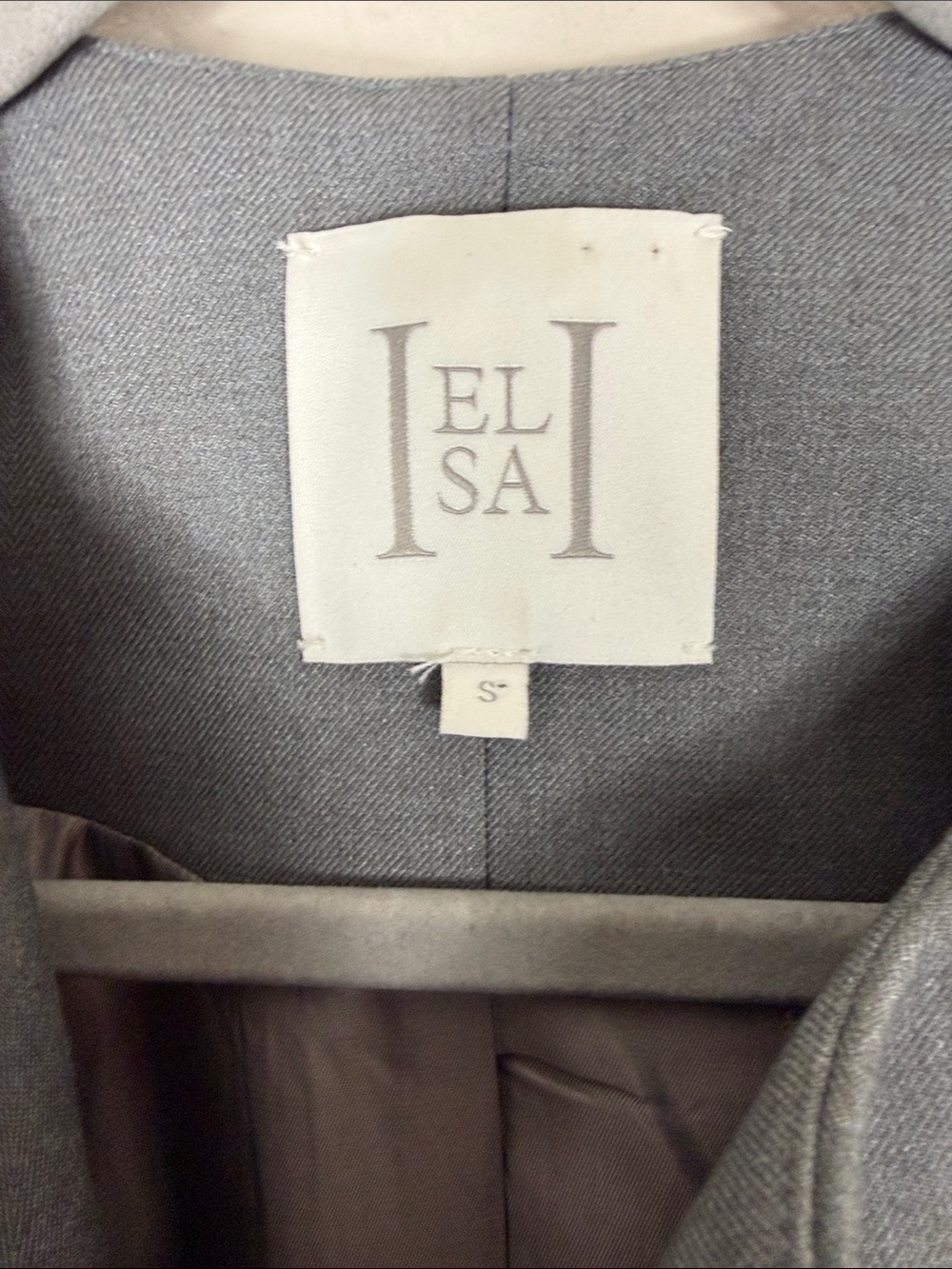 Helsa The Curvilinear Blazer Charcoal Gray - Picture 10 of 14